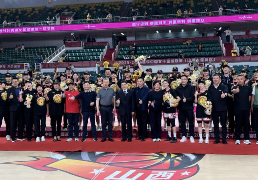 博万体育登录入口-四川女篮74-65山西女篮4年3夺WCBA总冠军，李缘当选FMVP